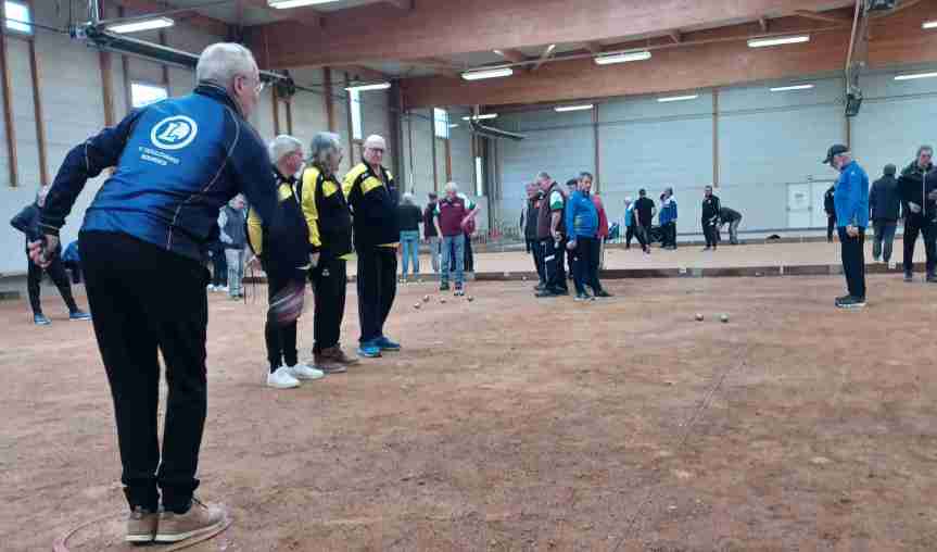 Avec, ça lui arrive de temps en temps, Téter au tir !